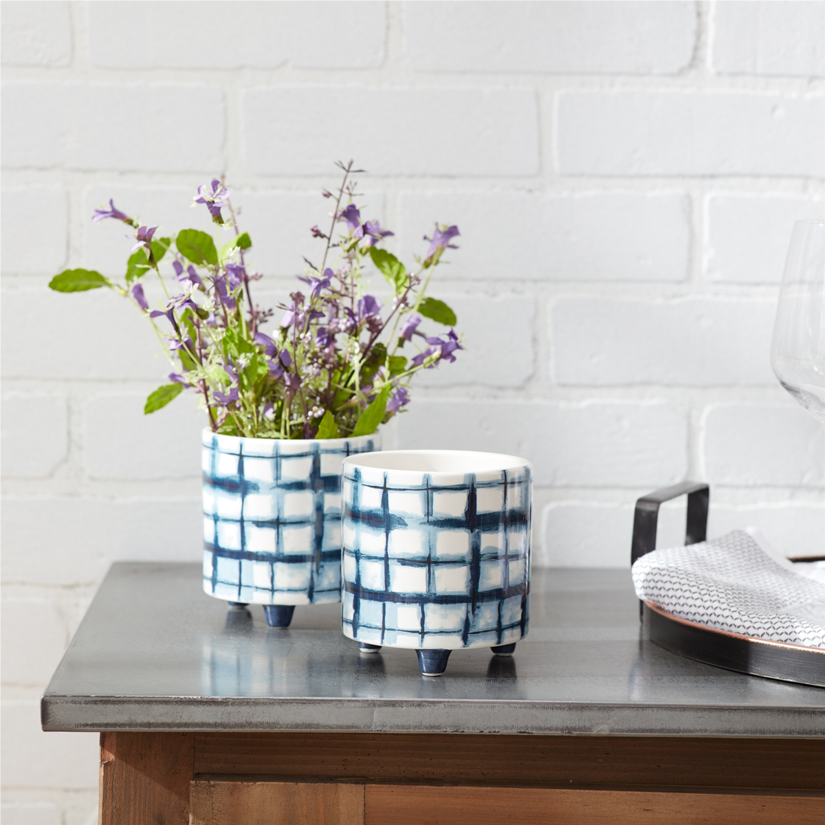 Tie-Dye Design Footed Planter (Set of 2)