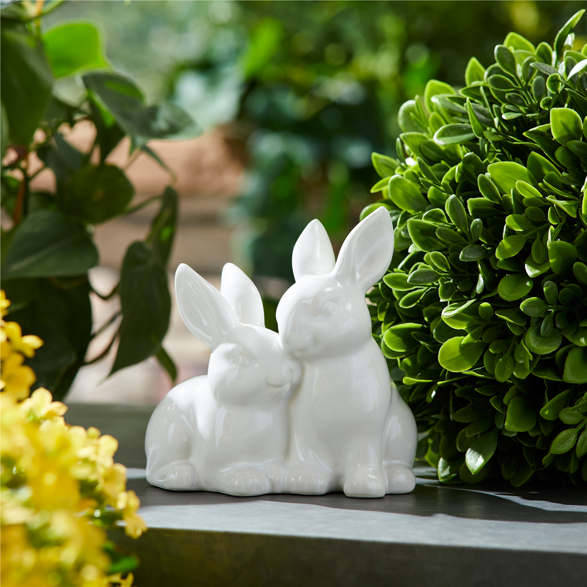 Ceramic Mini Garden Bunny Couple (Set of 4)